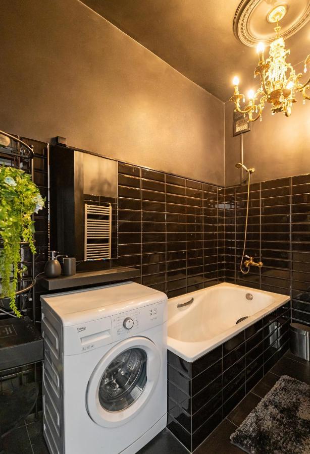 Retro Studio Old Town Apartment By Hostlovers Kaunas Luaran gambar