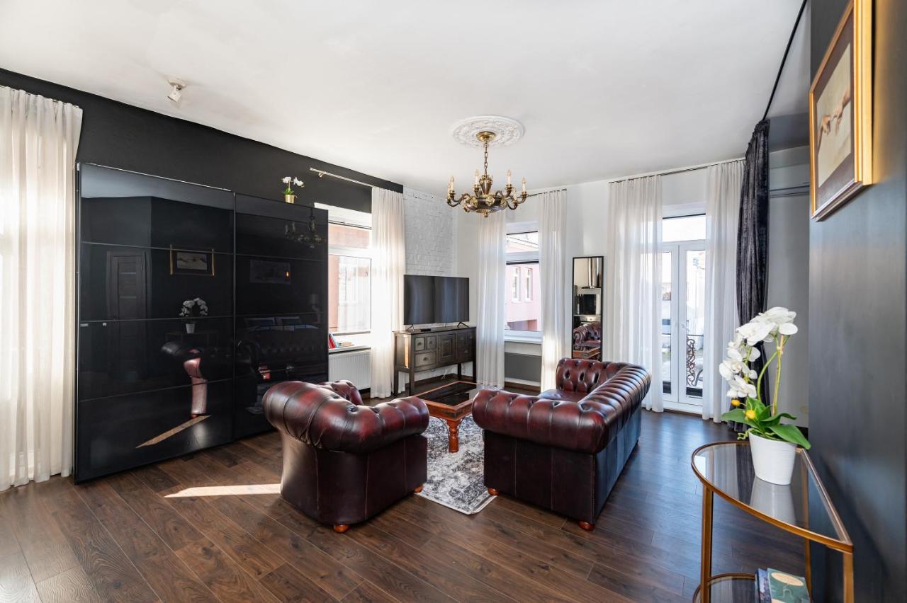 Retro Studio Old Town Apartment By Hostlovers Kaunas Luaran gambar